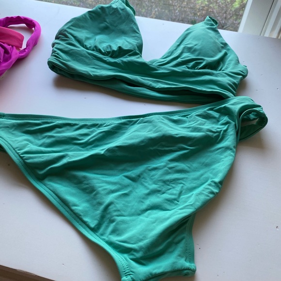 L space bikini - Picture 2 of 4